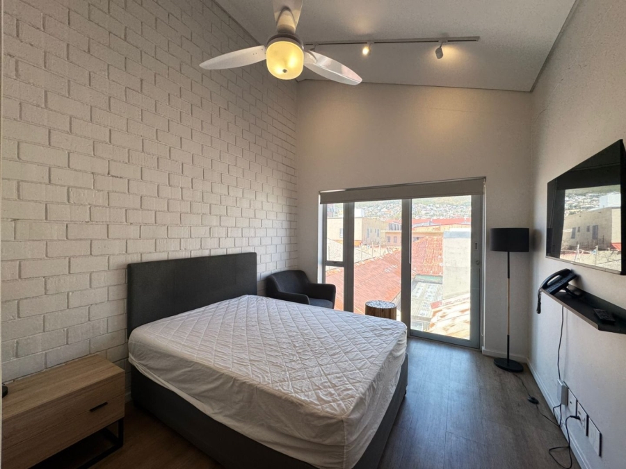 1 Bedroom Property for Sale in Woodstock Western Cape